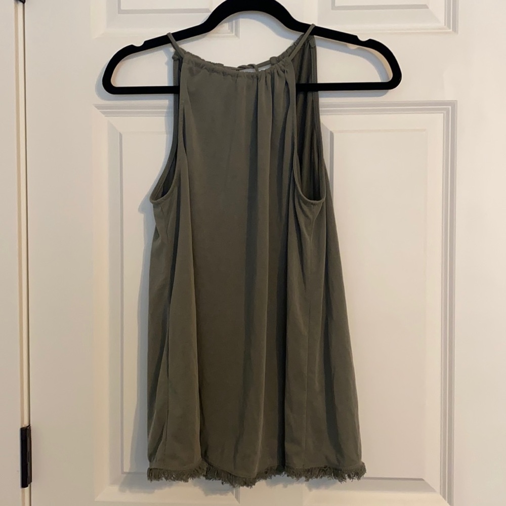 Tie tank